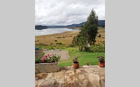 El Cascajal: Amazing lake view. Vista al lago